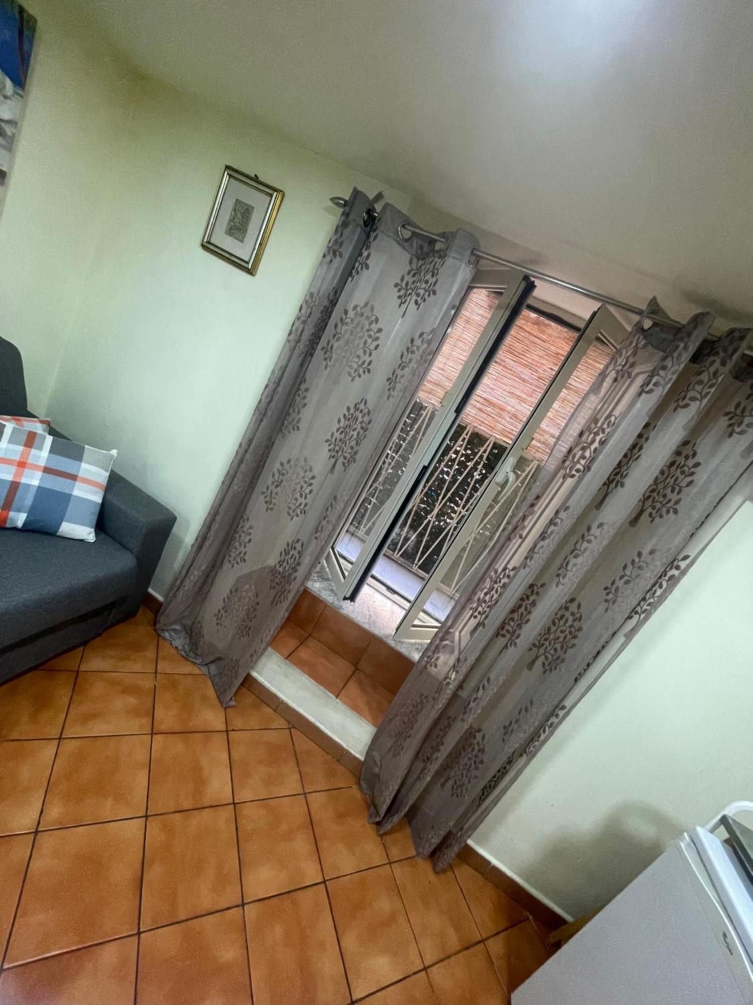 Apartamento Centro Storico Casa Mari' Nápoles Exterior foto
